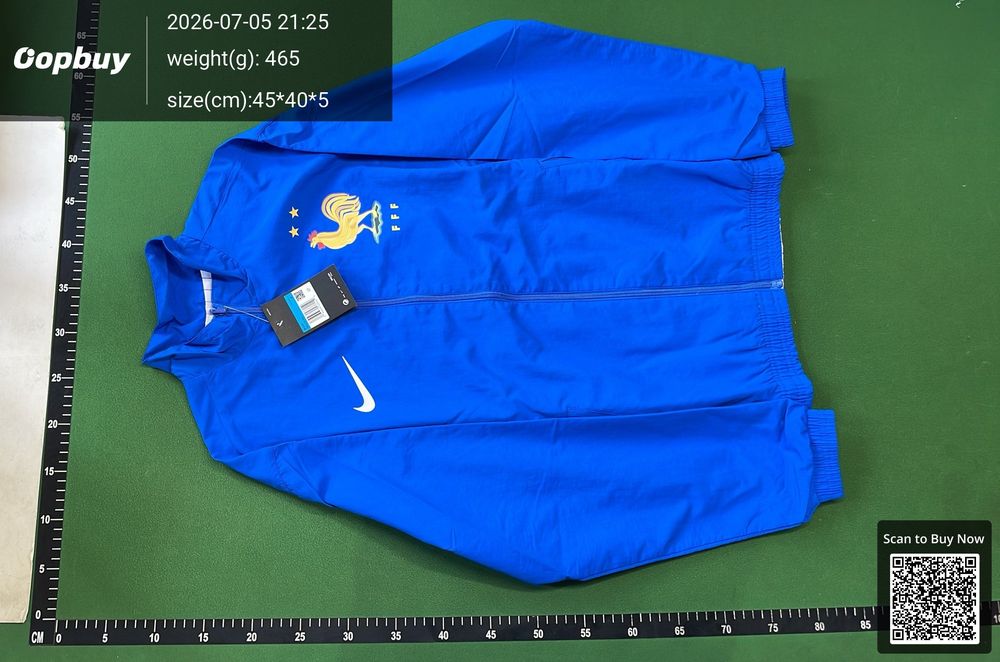 24/25 France Reversible Windbreaker QC photo 2