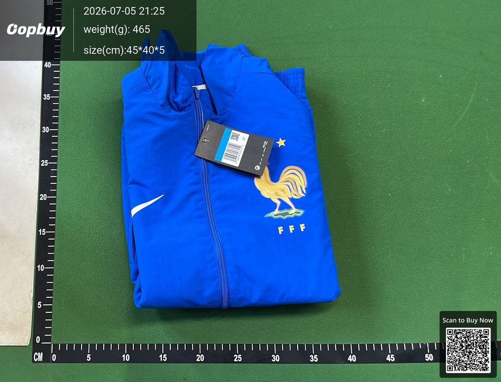 24/25 France Reversible Windbreaker QC photo 4