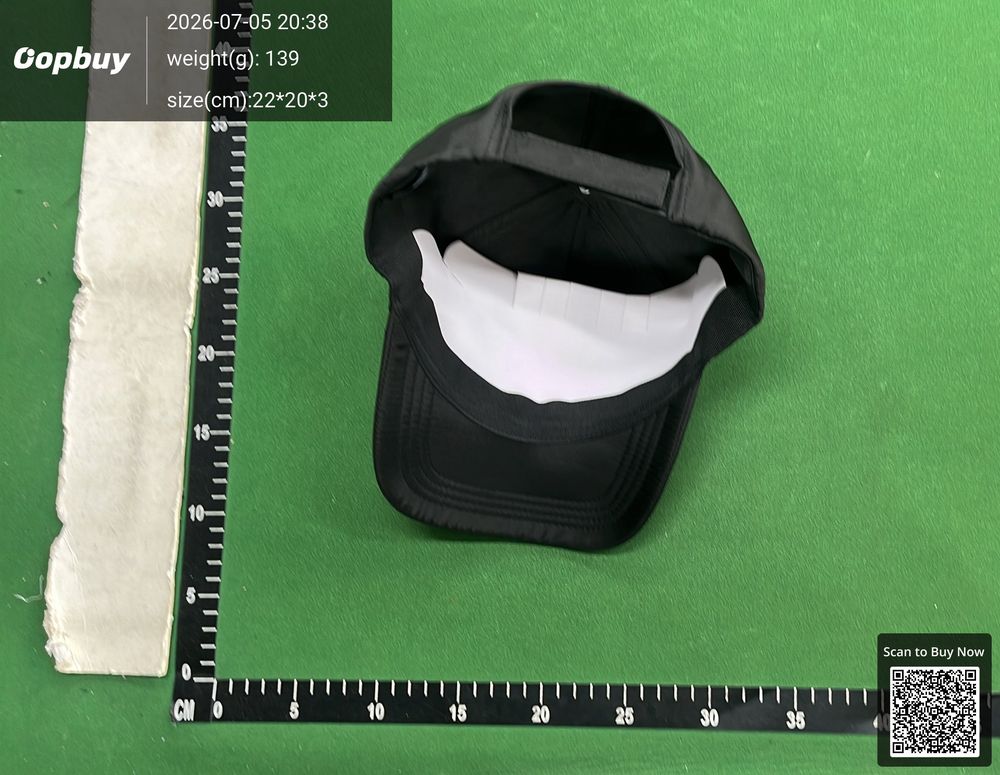 Prada Hat QC photo 1