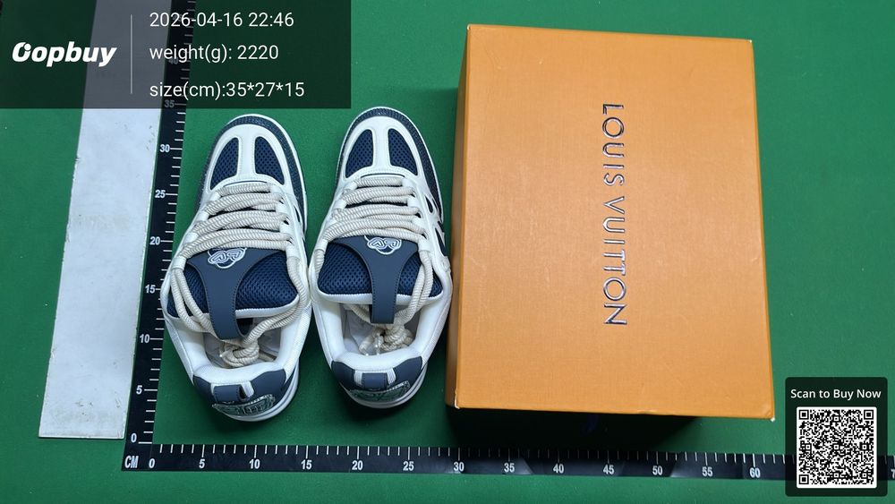 Louis Vuitton Trainers QC photo 1