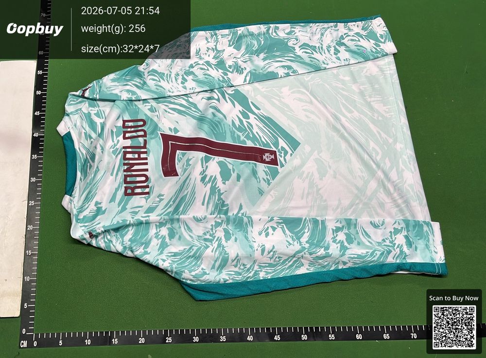 2026 FIFA World Cup Portugal Away Long Sleeve Fan Version QC photo 3
