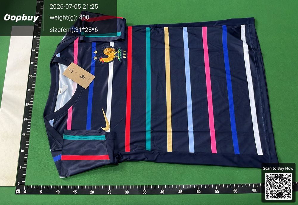 24/25 France Training Shirt Fan Version QC photo 2