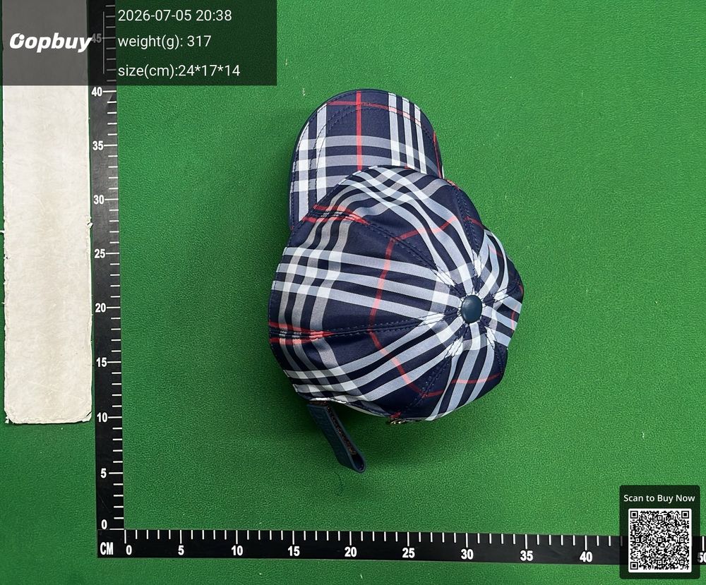 Burberry Hat QC photo 2