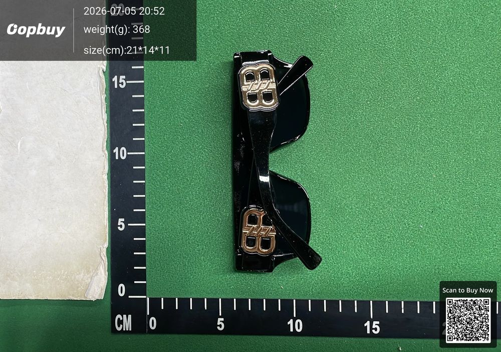 Balenciaga SunGlasses QC photo 5