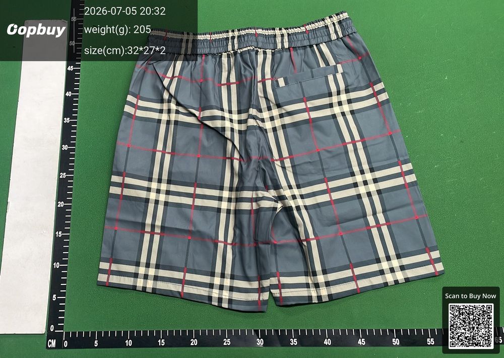 Burberry Shorts QC photo 3