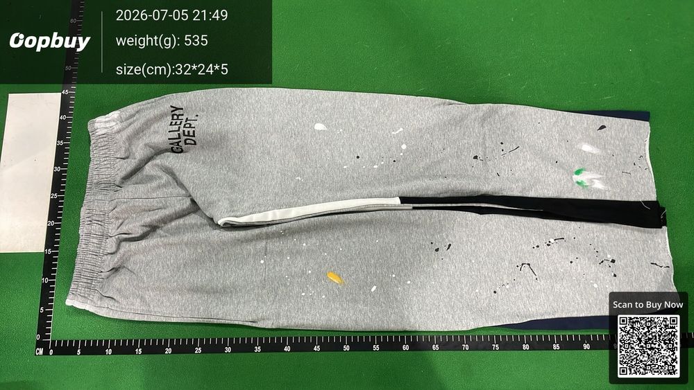 Gallery Dept Jeans QC photo 2