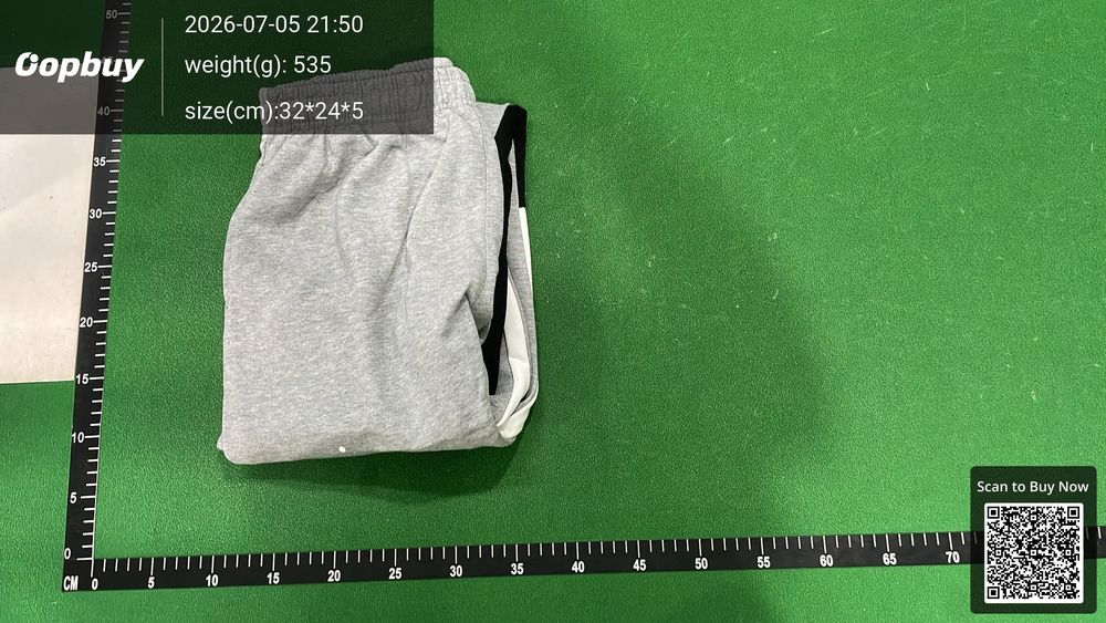Gallery Dept Jeans QC photo 4