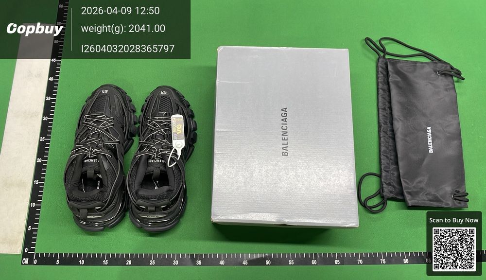 Balenciaga Track QC photo 1