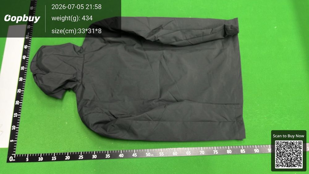 Under Armour Coat QC photo 1