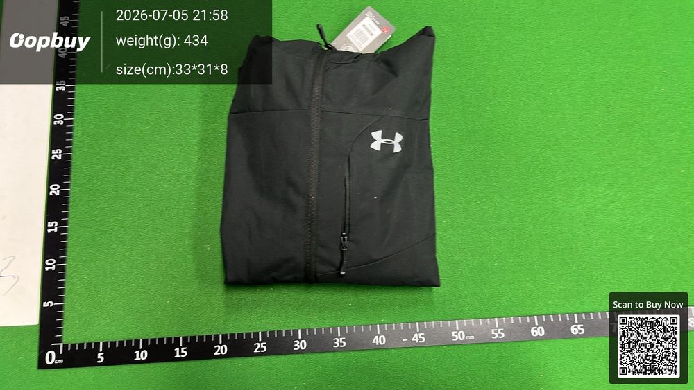 Under Armour Coat QC photo 2