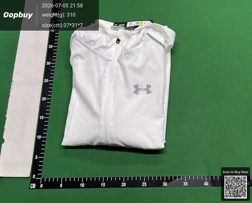 Under Armour Coat QC photo 5
