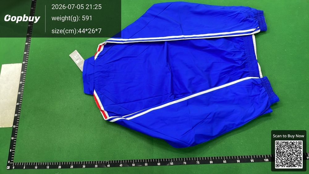 24/25 France Reversible Windbreaker QC photo 3
