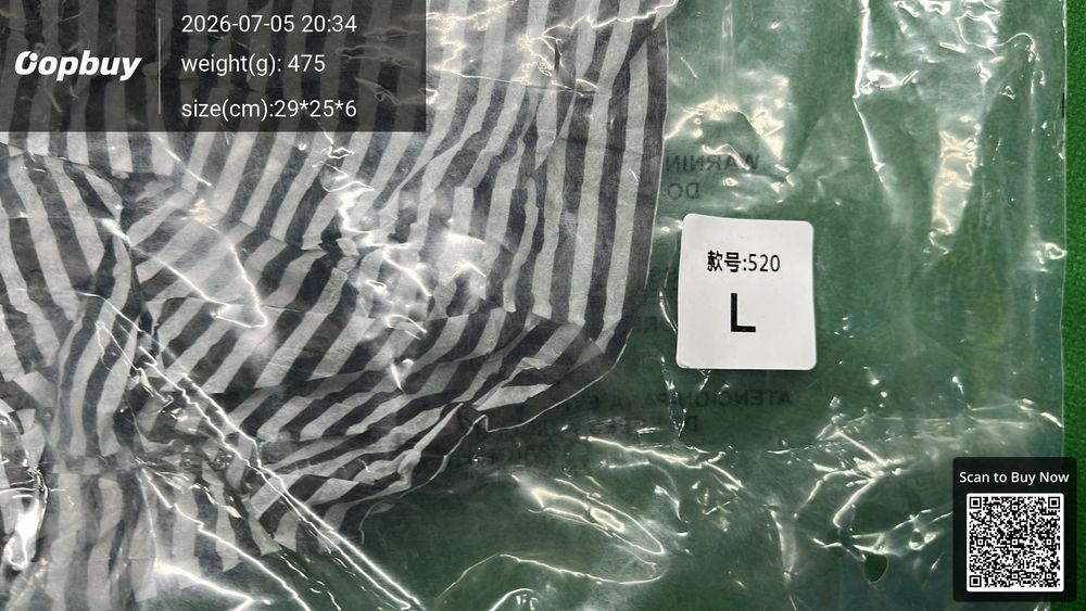 Ami Shorts QC photo 4