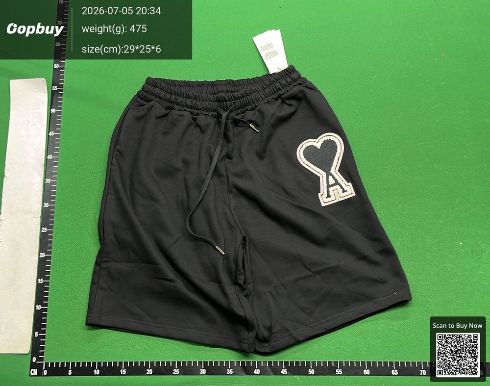 Ami Shorts QC photo 5