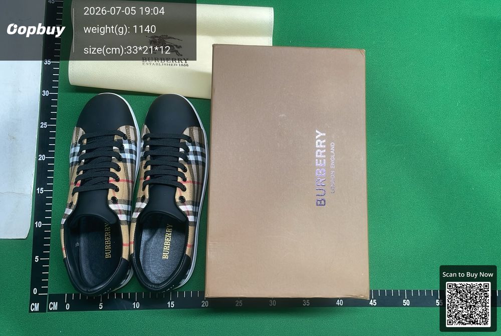 Burberry Shoes QC photo 1