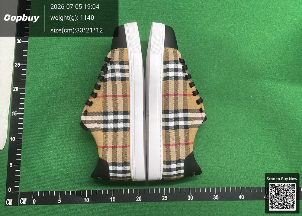 Burberry Shoes QC photo 4