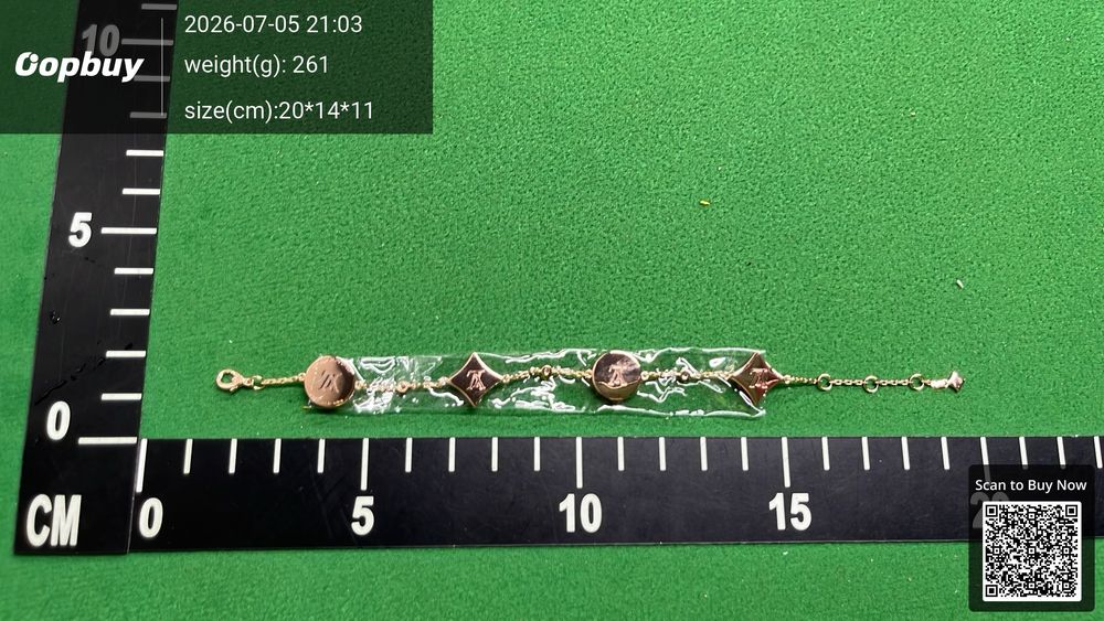 LV Bracelet QC photo 2