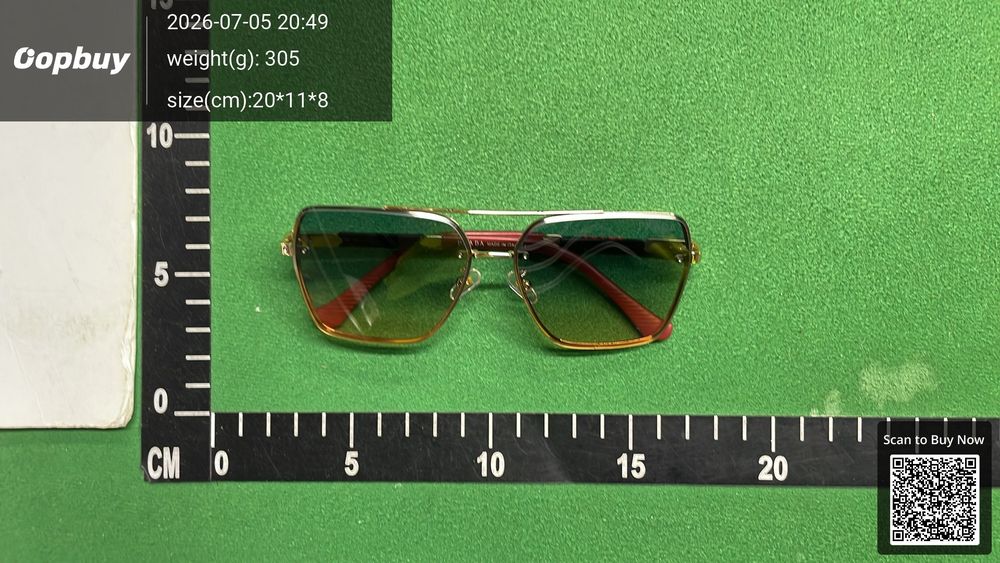 Prada SunGlasses QC photo 1