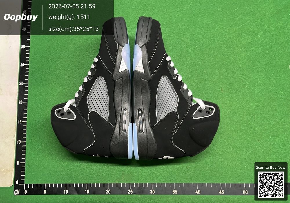 Air Jordan 5 QC photo 4