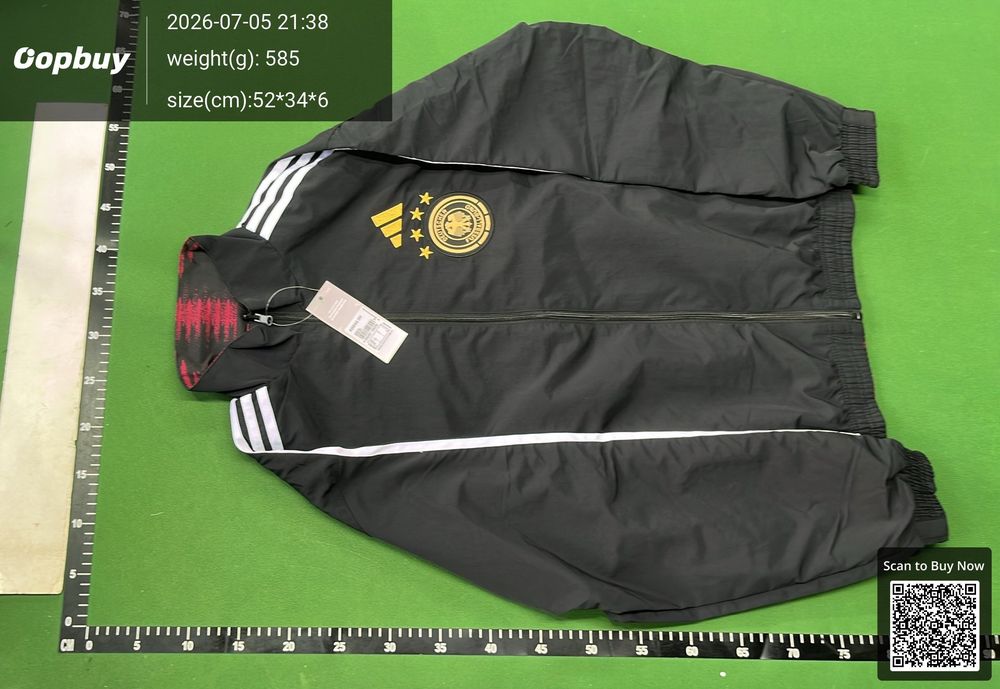 24/25 Germany Reversible Windbreaker QC photo 2