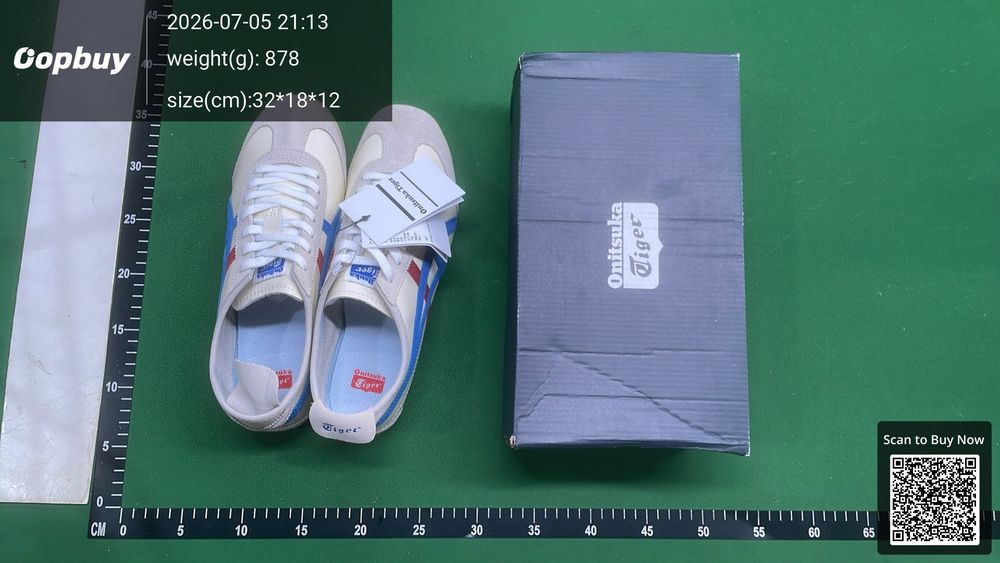 Vintage Asics QC photo 2