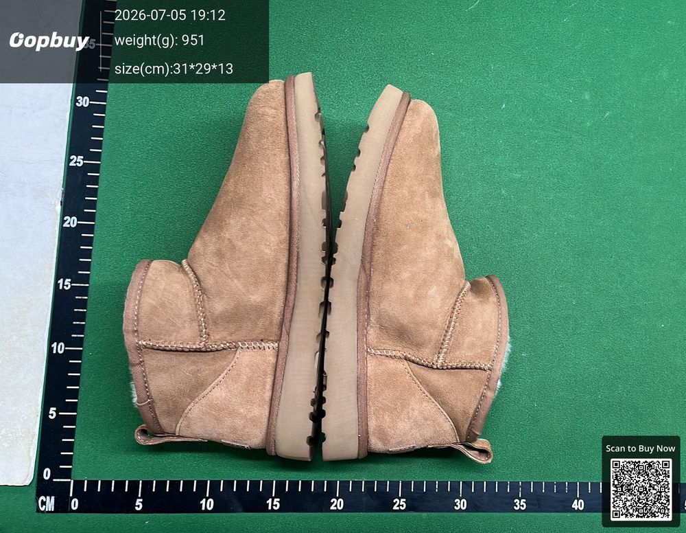 Ugg Snow Boots QC photo 4