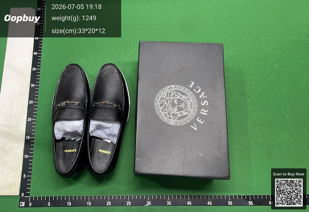 Versace Shoes QC photo 1