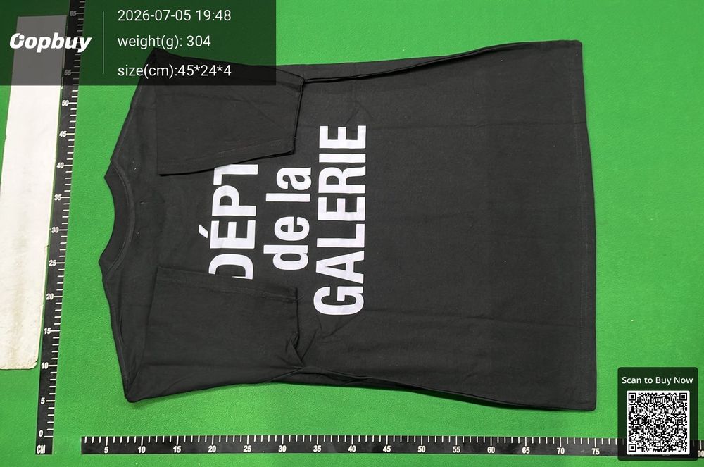 Gallery Dept Tee QC photo 3