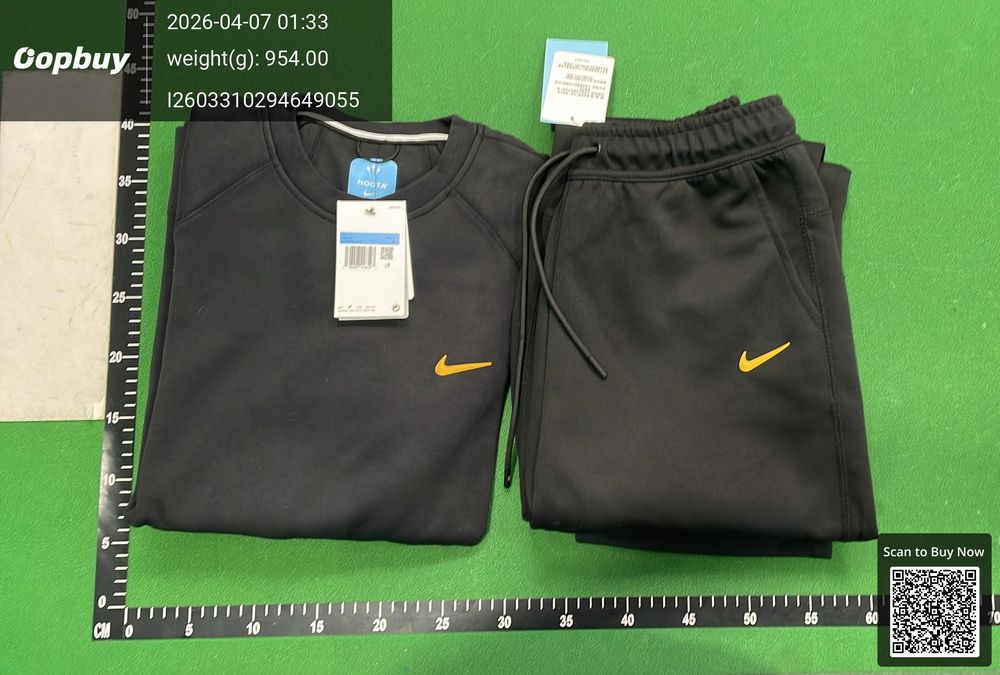 Nike Set QC photo 5