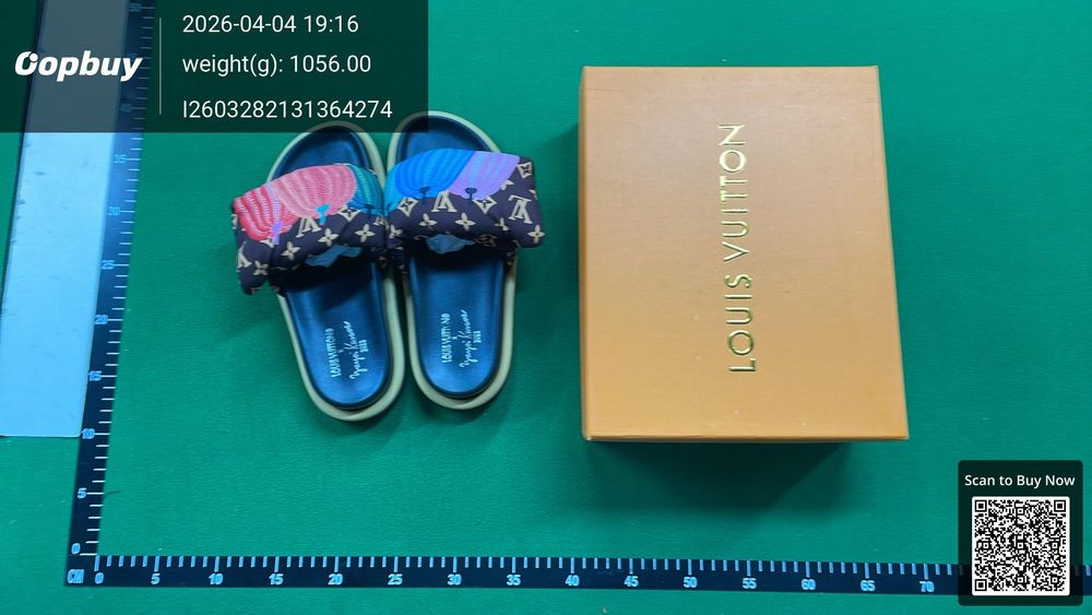 Louis Vuitton Slides QC photo 1