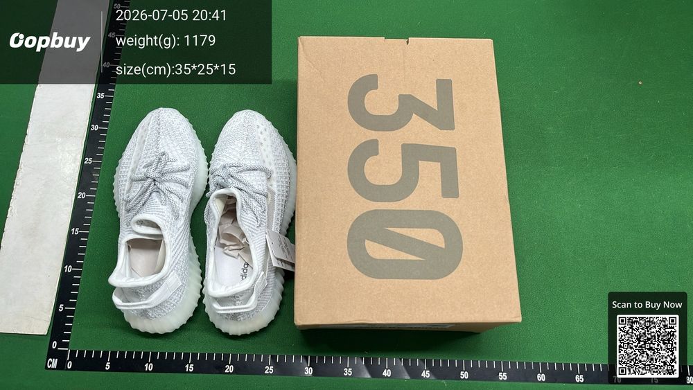 Adidas Yeezy 350 QC photo 1
