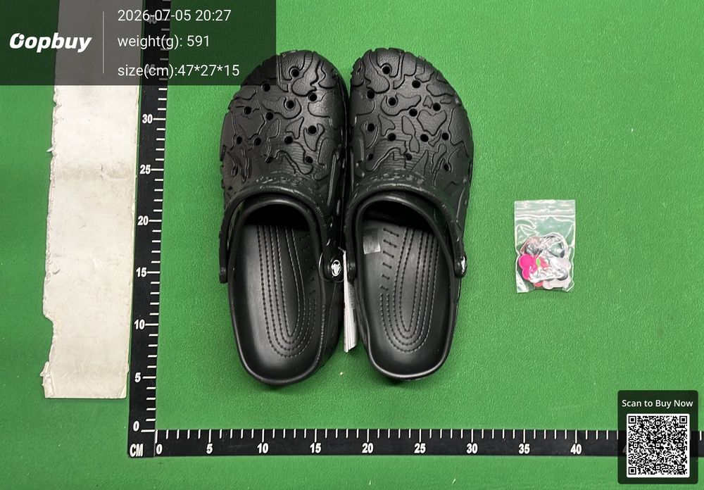 Crocs Slippers QC photo 1