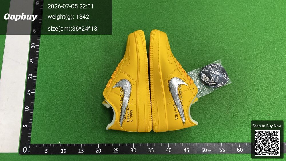 Nike Air Force 1 QC photo 4